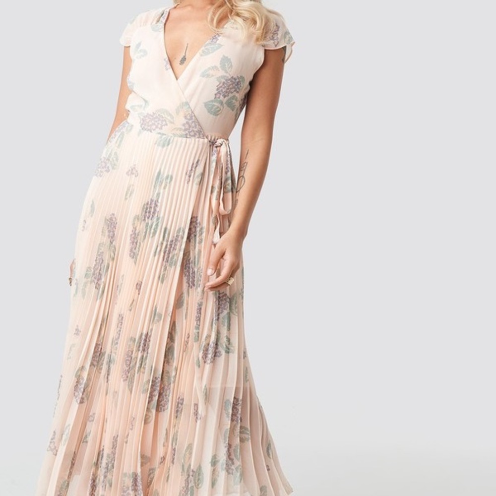 MANGO midi ballet wrap dress size 8 (runs large)